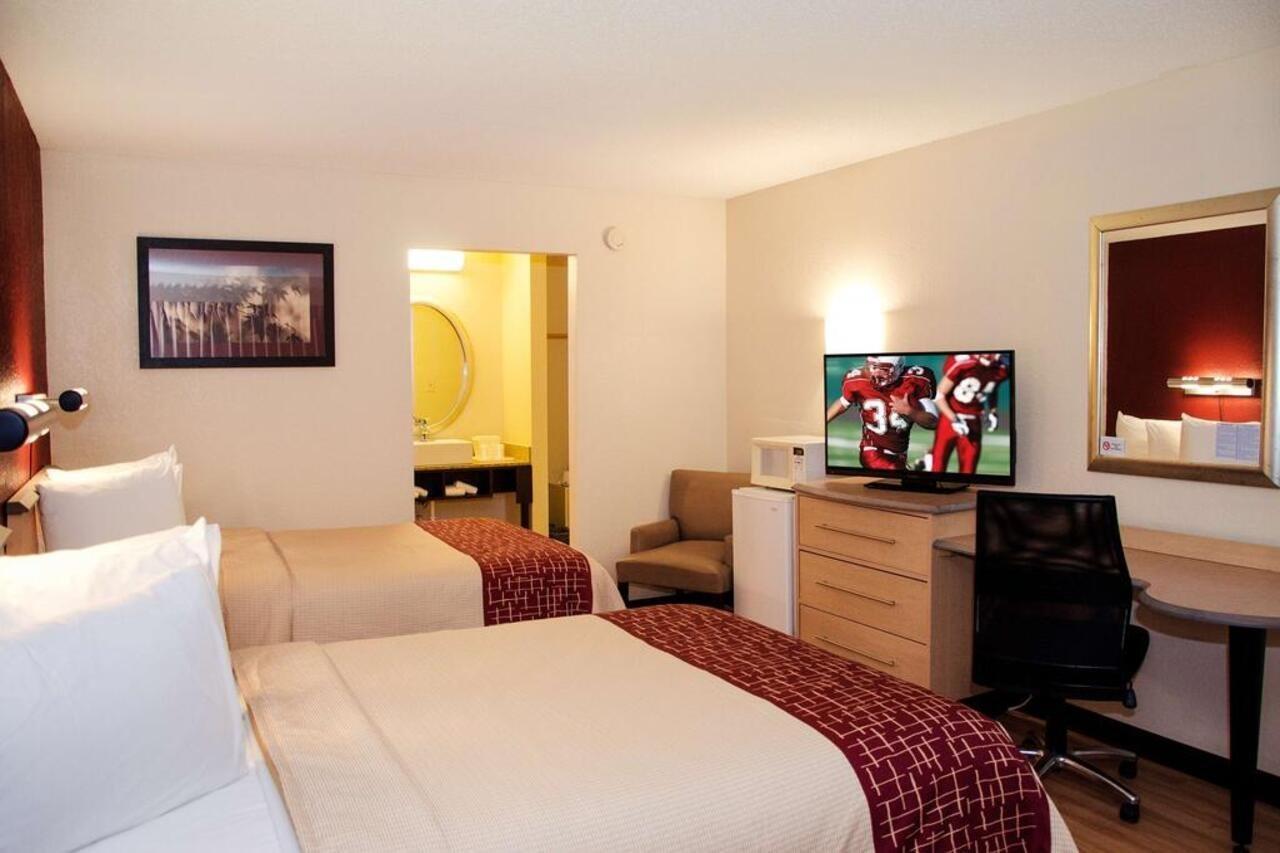 Red Roof Inn Вильямсбург Экстерьер фото