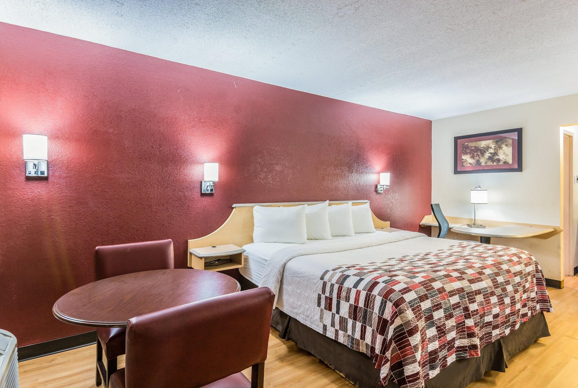 Red Roof Inn Вильямсбург Экстерьер фото
